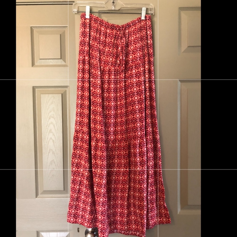 Maxi skirt.